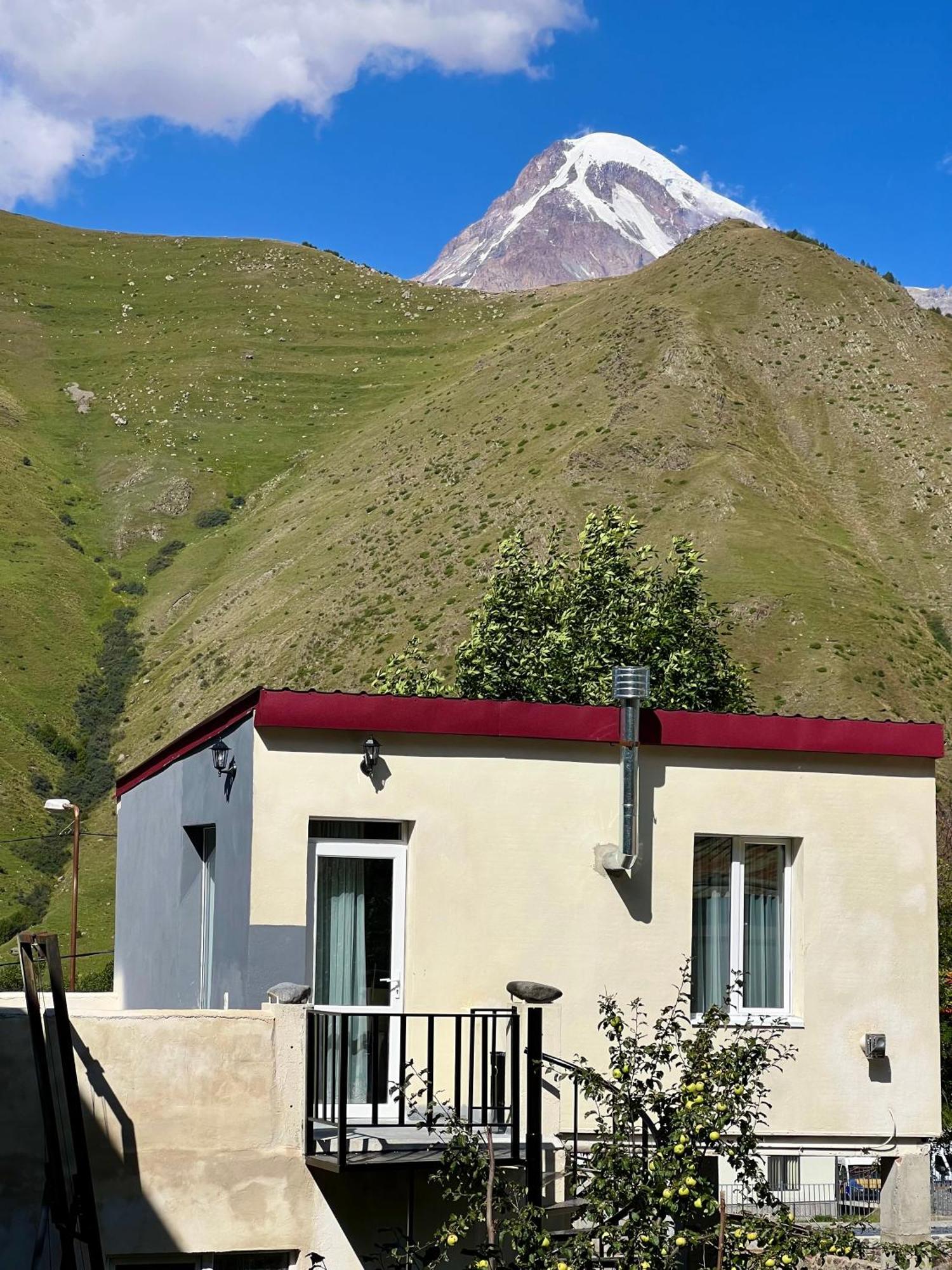 Kazbegi Green Yard Екстер'єр фото